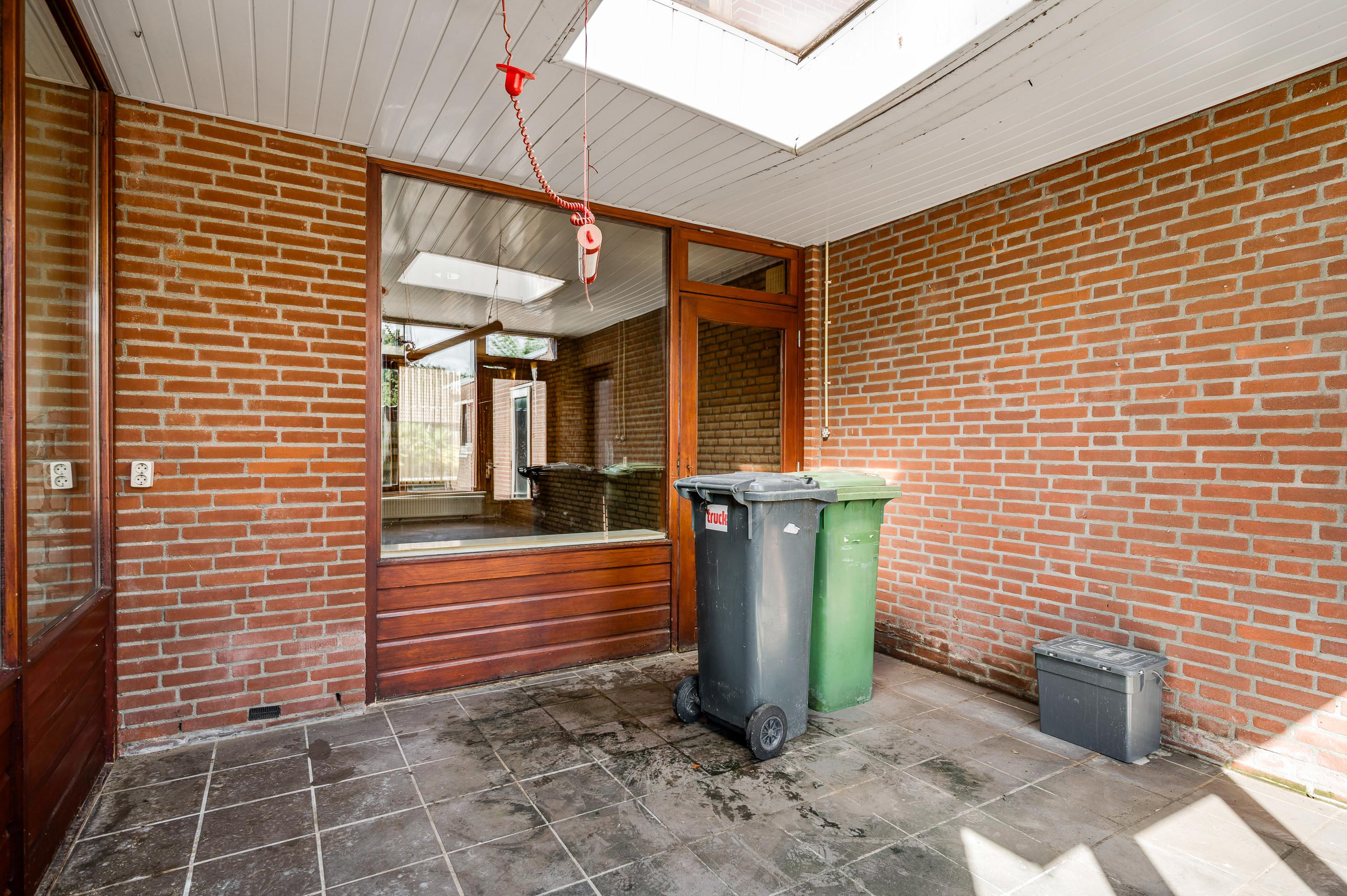 Tussenwoning te koop: Brugstraat 15, Roggel