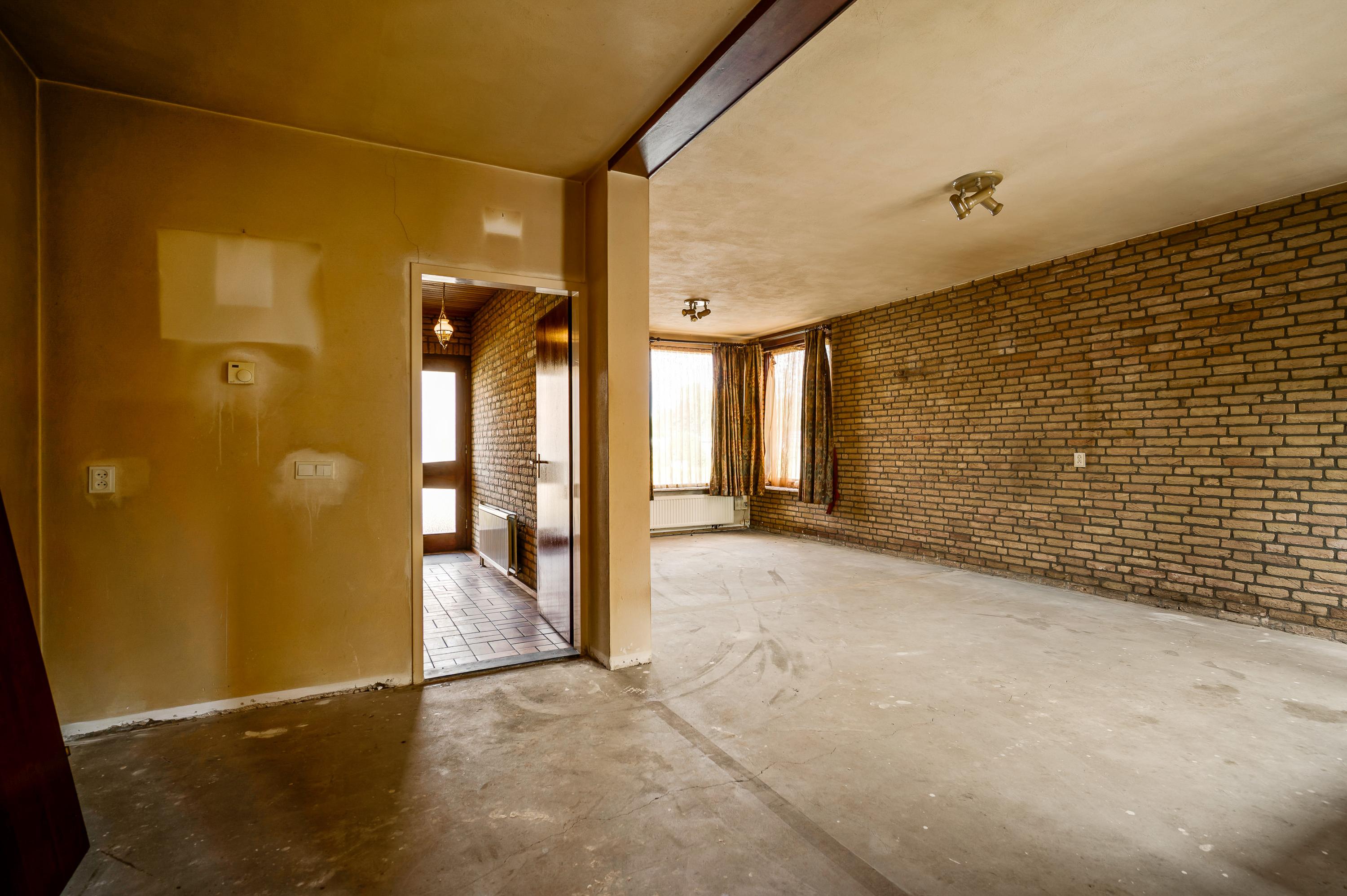 Tussenwoning te koop: Brugstraat 15, Roggel