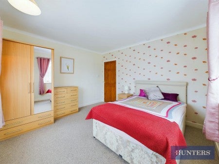 Flat Givendale Road in Scarborough