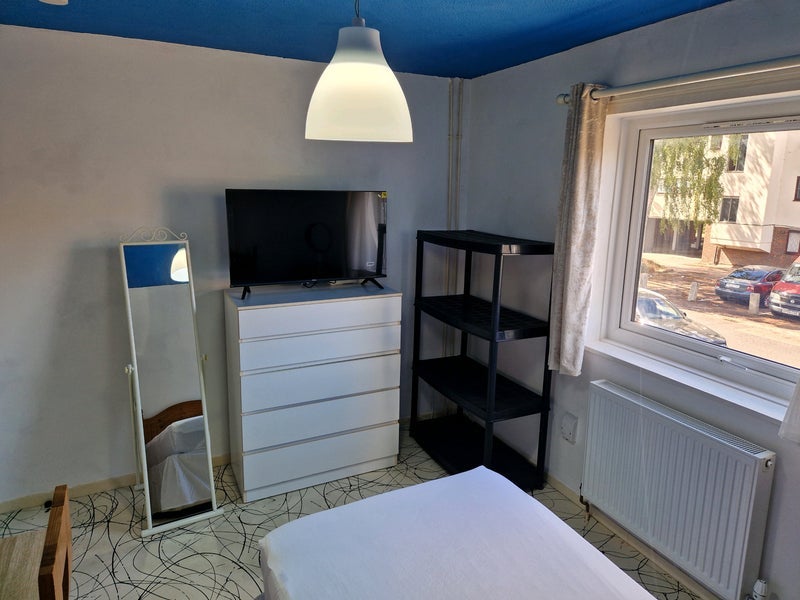 Room Southwood Road in Greater London