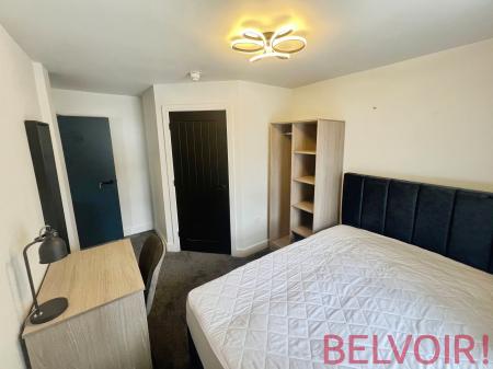 Room Duke Street in Newcastle-under-Lyme