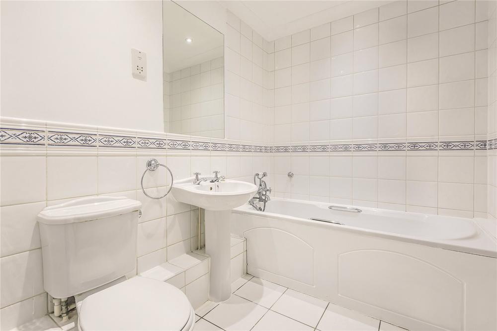 Flat York Terrace West in City of Westminster