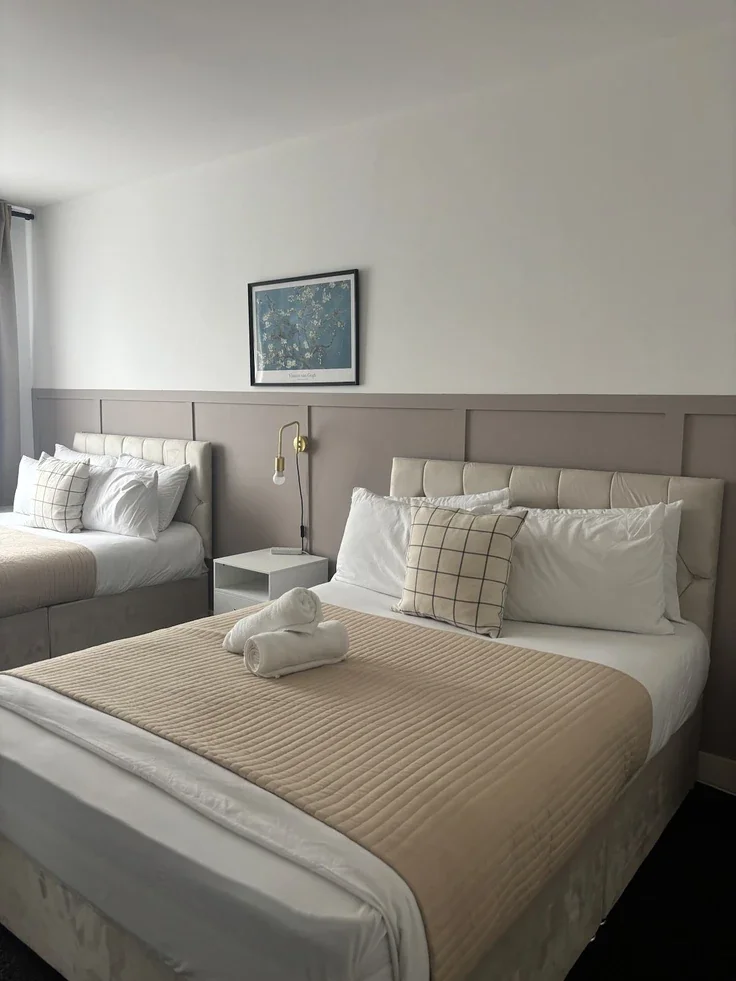 Flat Goodiers Drive in Salford