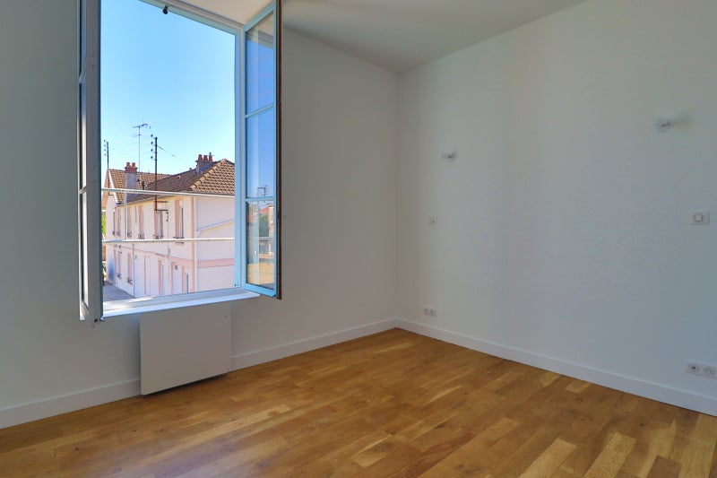 Flat Rue Louis Blanc in Sainte-Savine