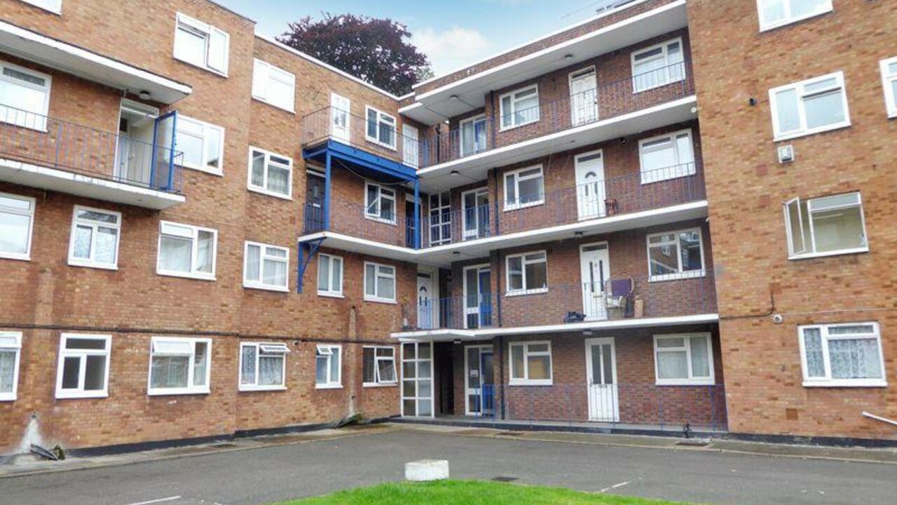 Flat Friars Walk in Dunstable