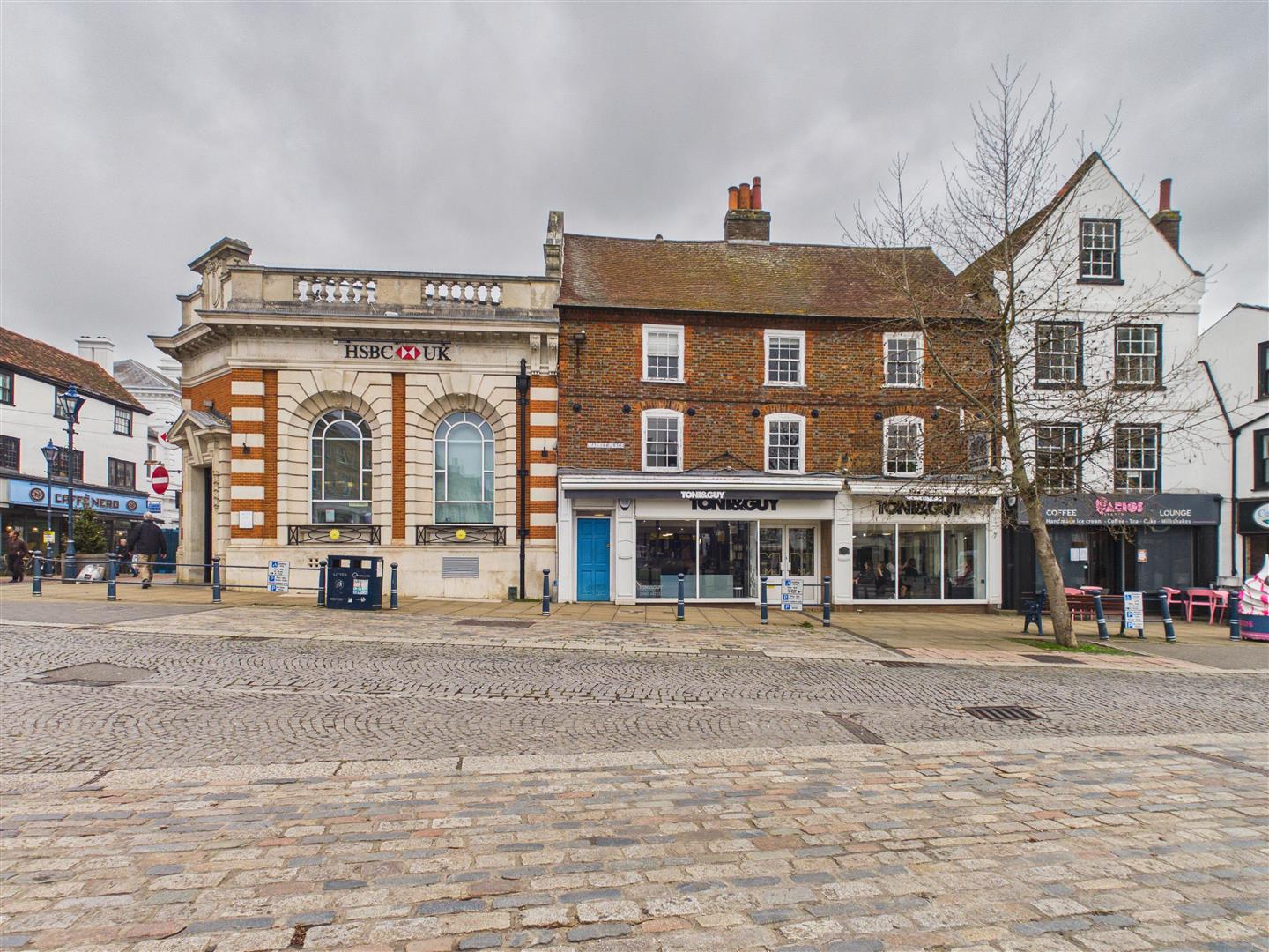Flat Market Place in North Hertfordshire