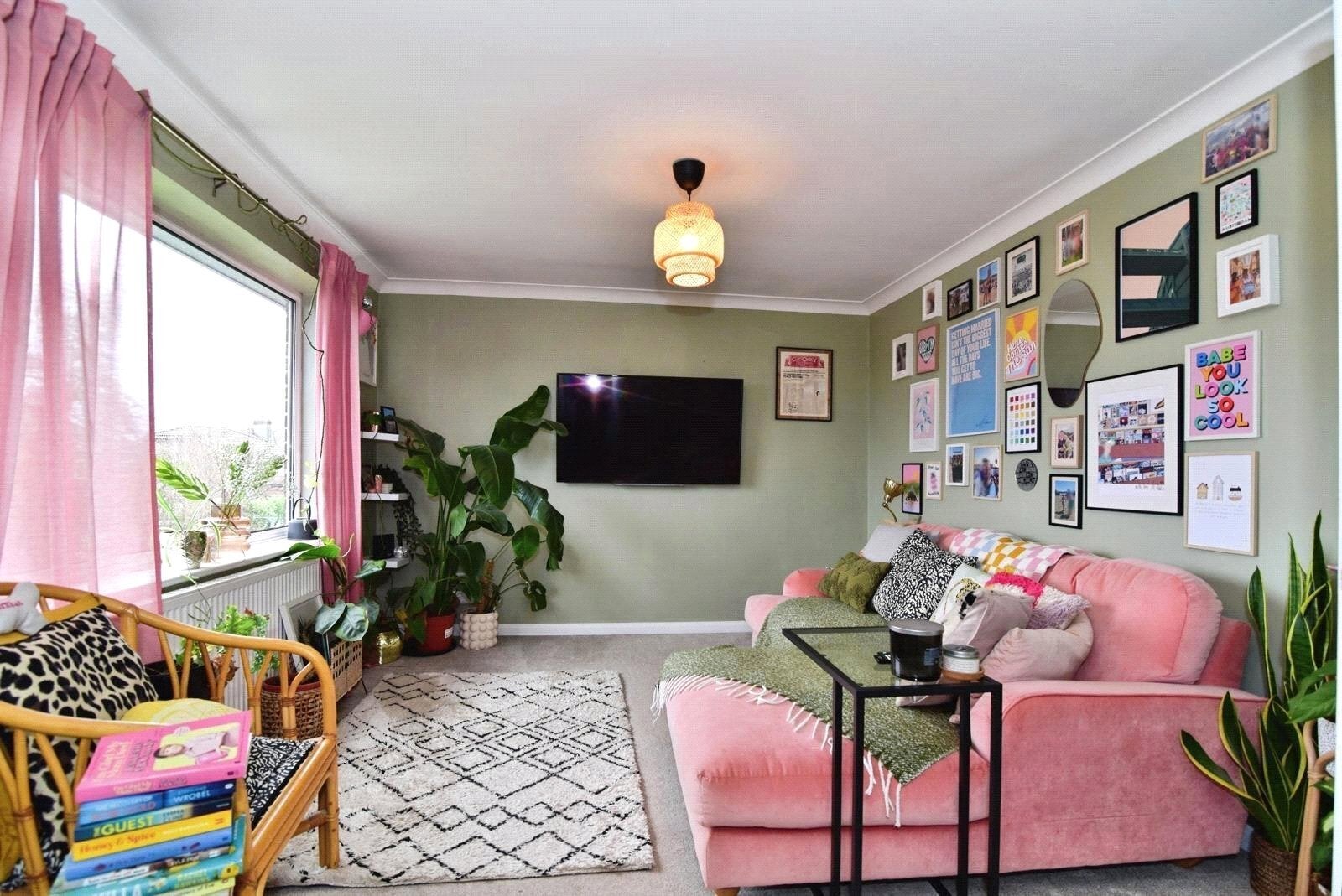 Flat Coral Drive in Rotherham