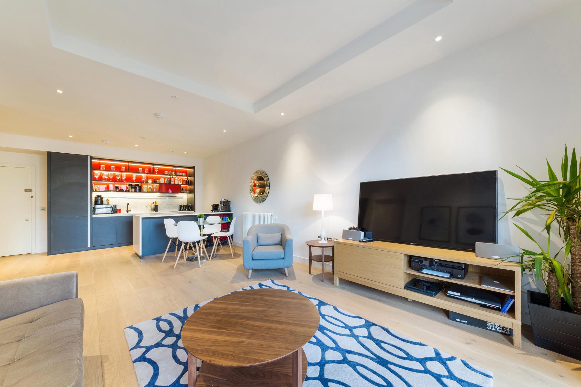 Flat Hope Street in Greater London