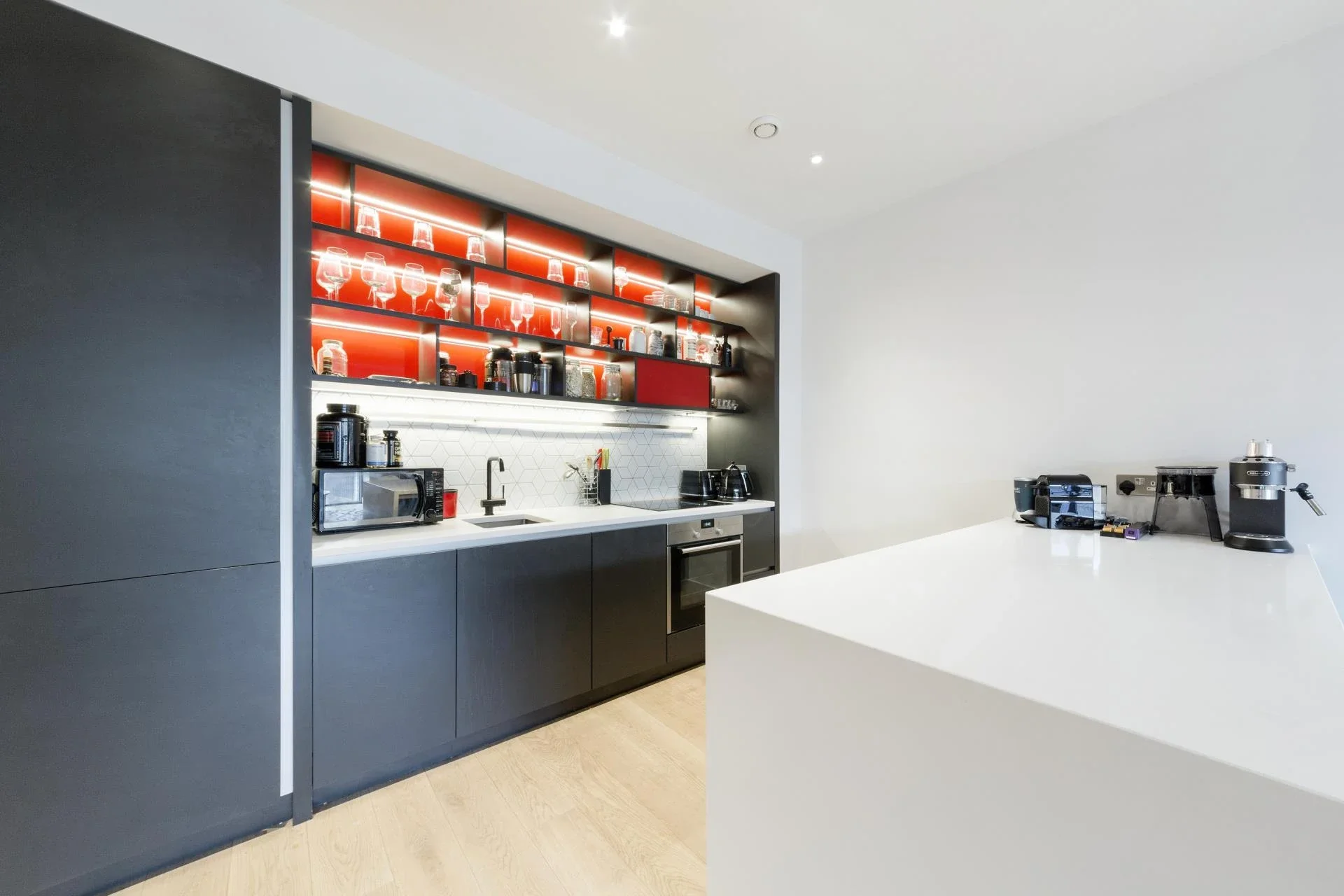 Flat Hope Street in Greater London