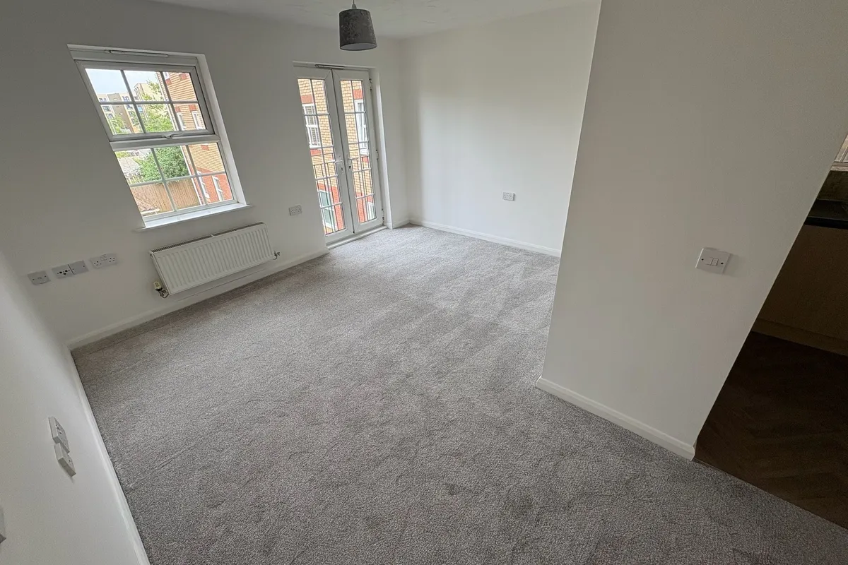 Flat Lion Court in Northampton