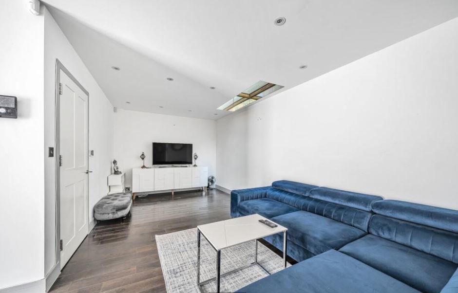 House Mornington Crescent in Greater London