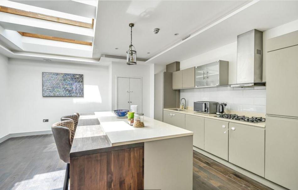 House Mornington Crescent in Greater London