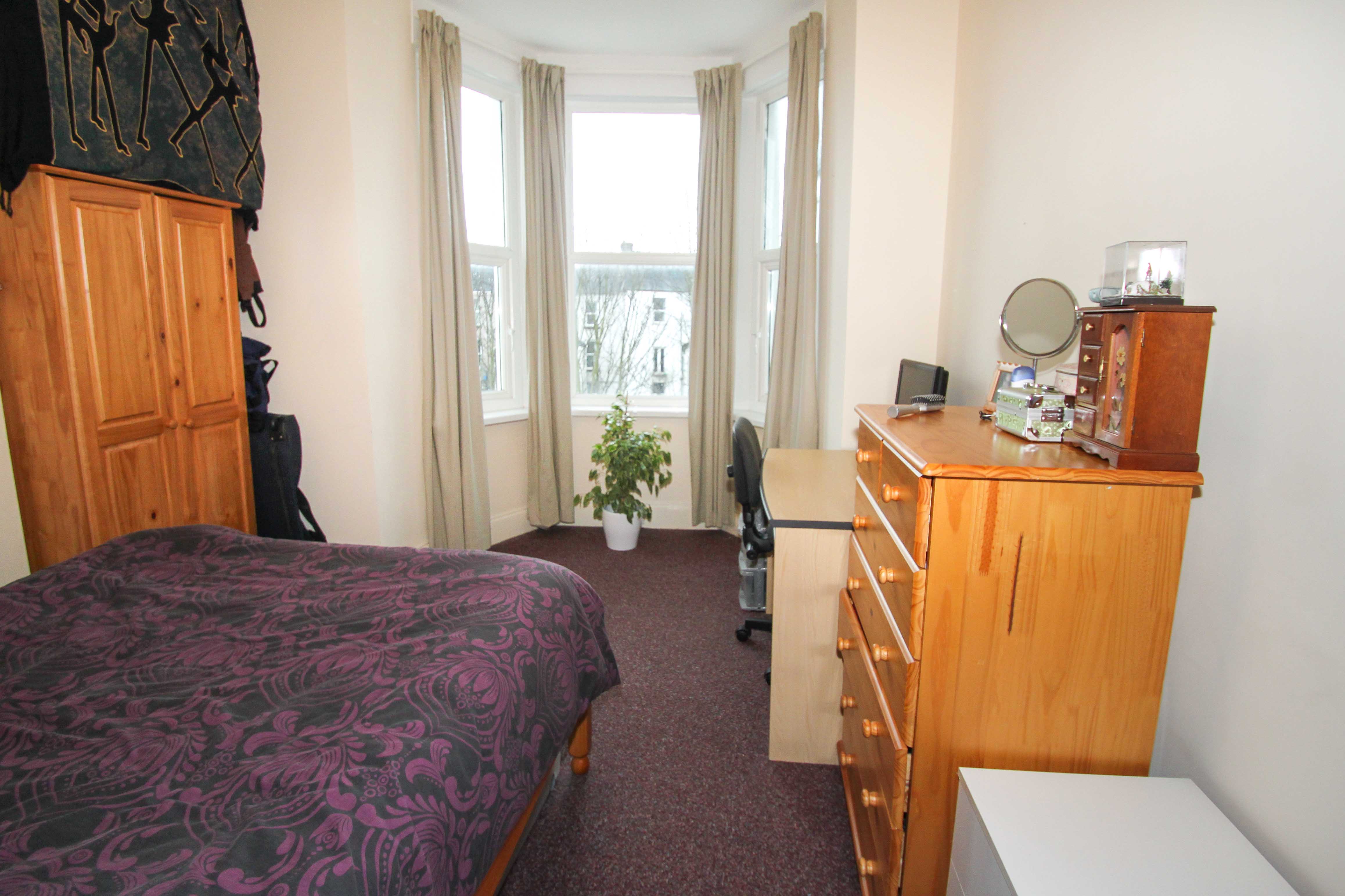 Flat Lisson Grove in Plymouth