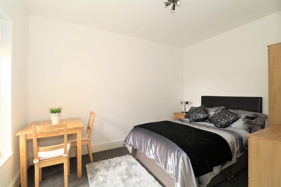 Room Oxford Street in Rugby