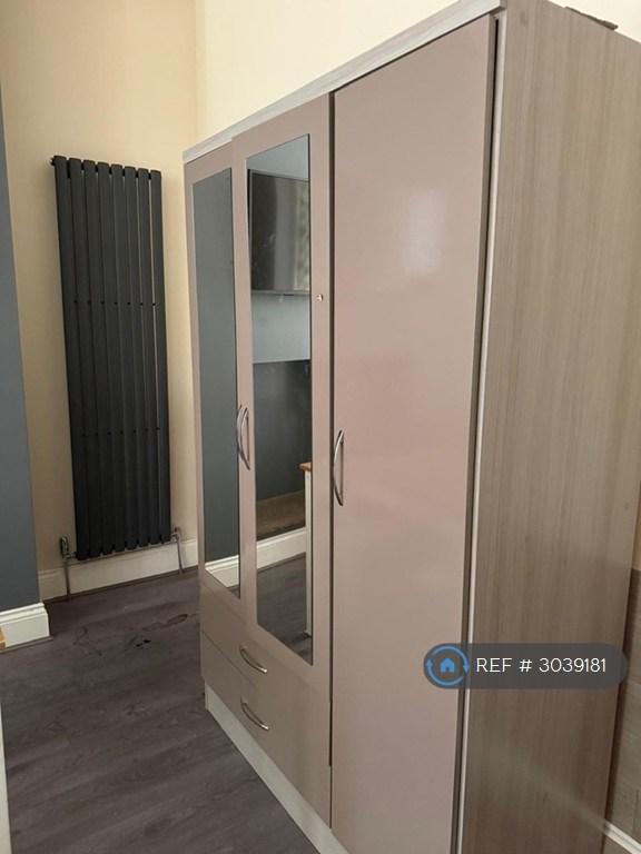 Room Chorley New Road in Horwich