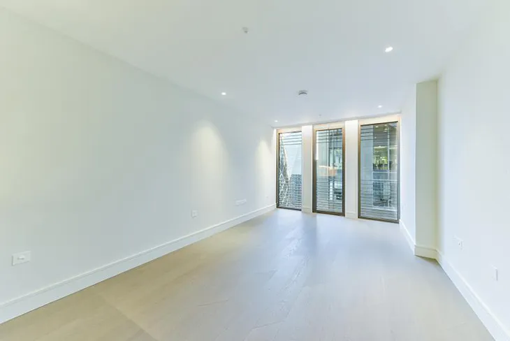 Flat Bishopsgate Plaza in City of London