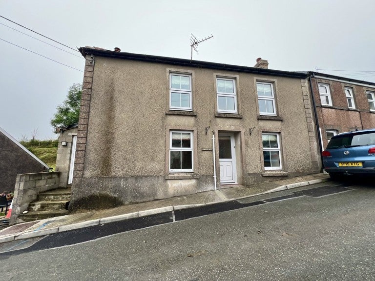 House B4299 in Trelech