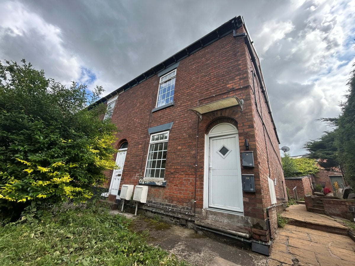 Flat Castle Street in Northwich