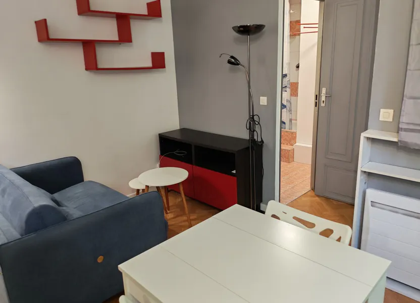 Appartement Rue de Noisy-le-Sec à Les Lilas