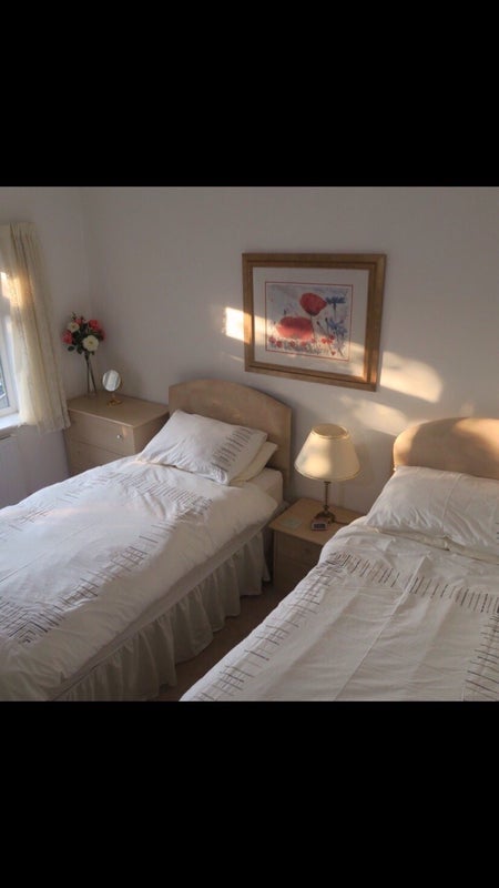 Room Millhams Road in Bournemouth