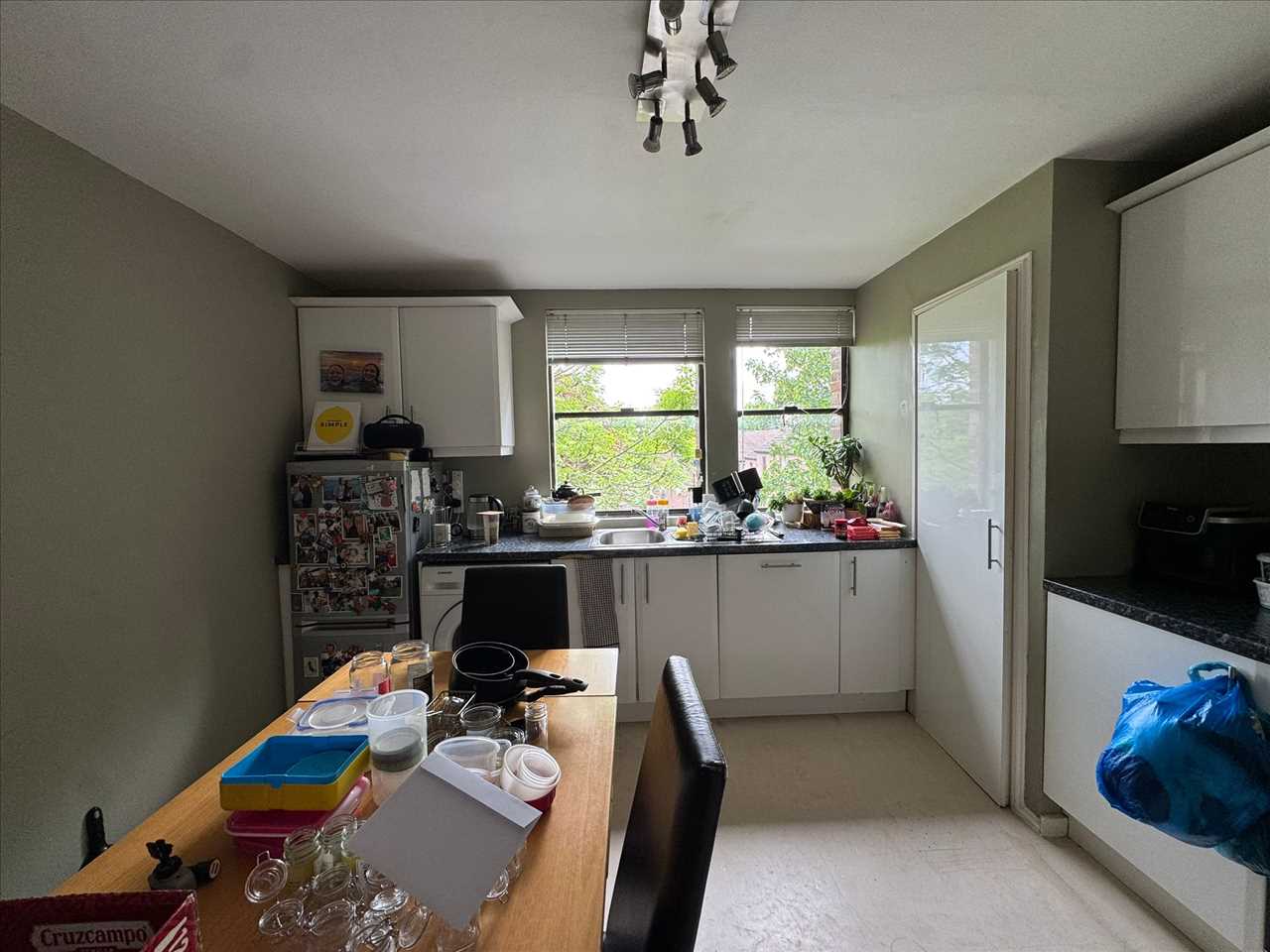 Flat Greatfield Close in Greater London
