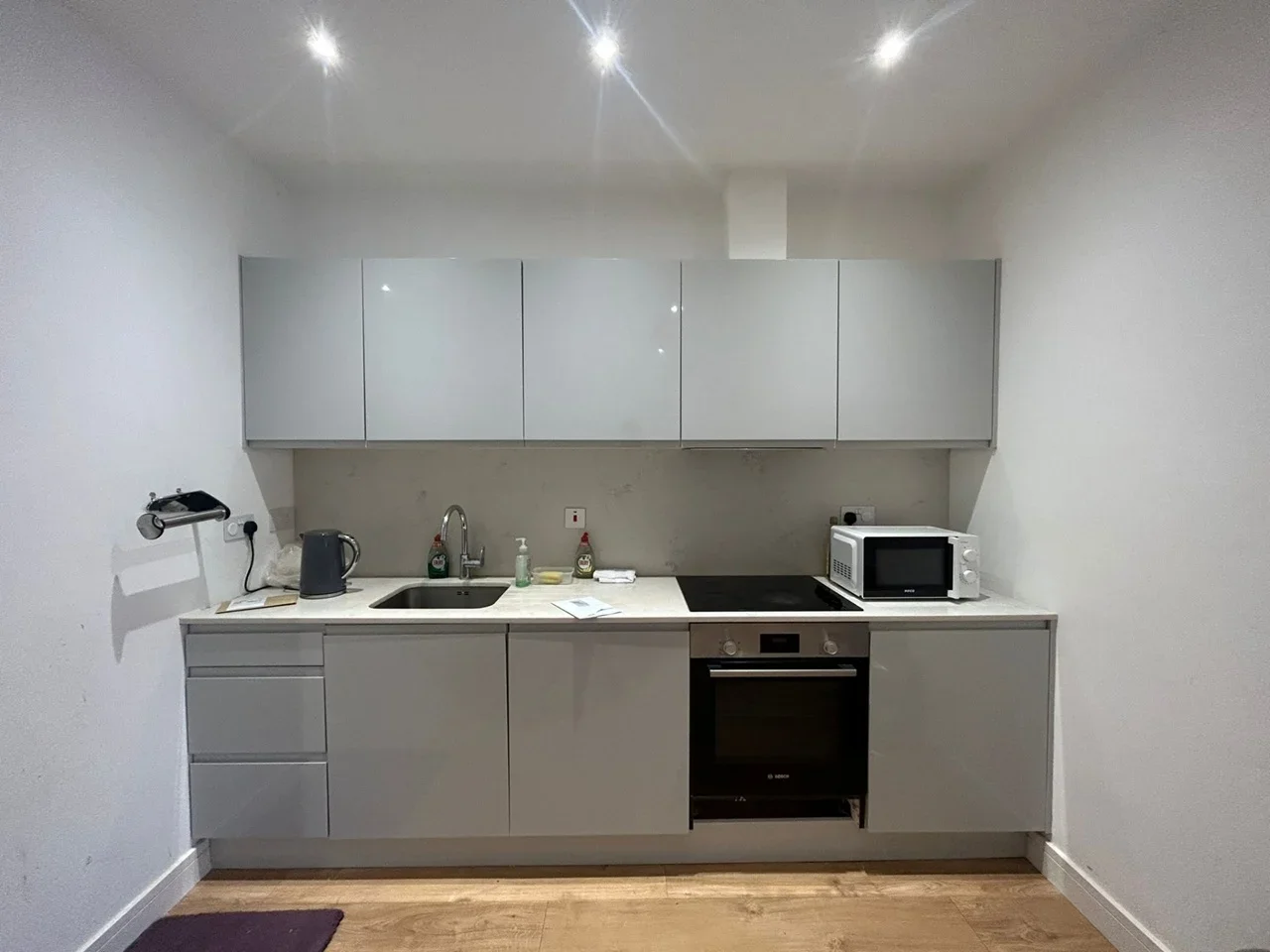 Flat Meadowlea Close in Greater London