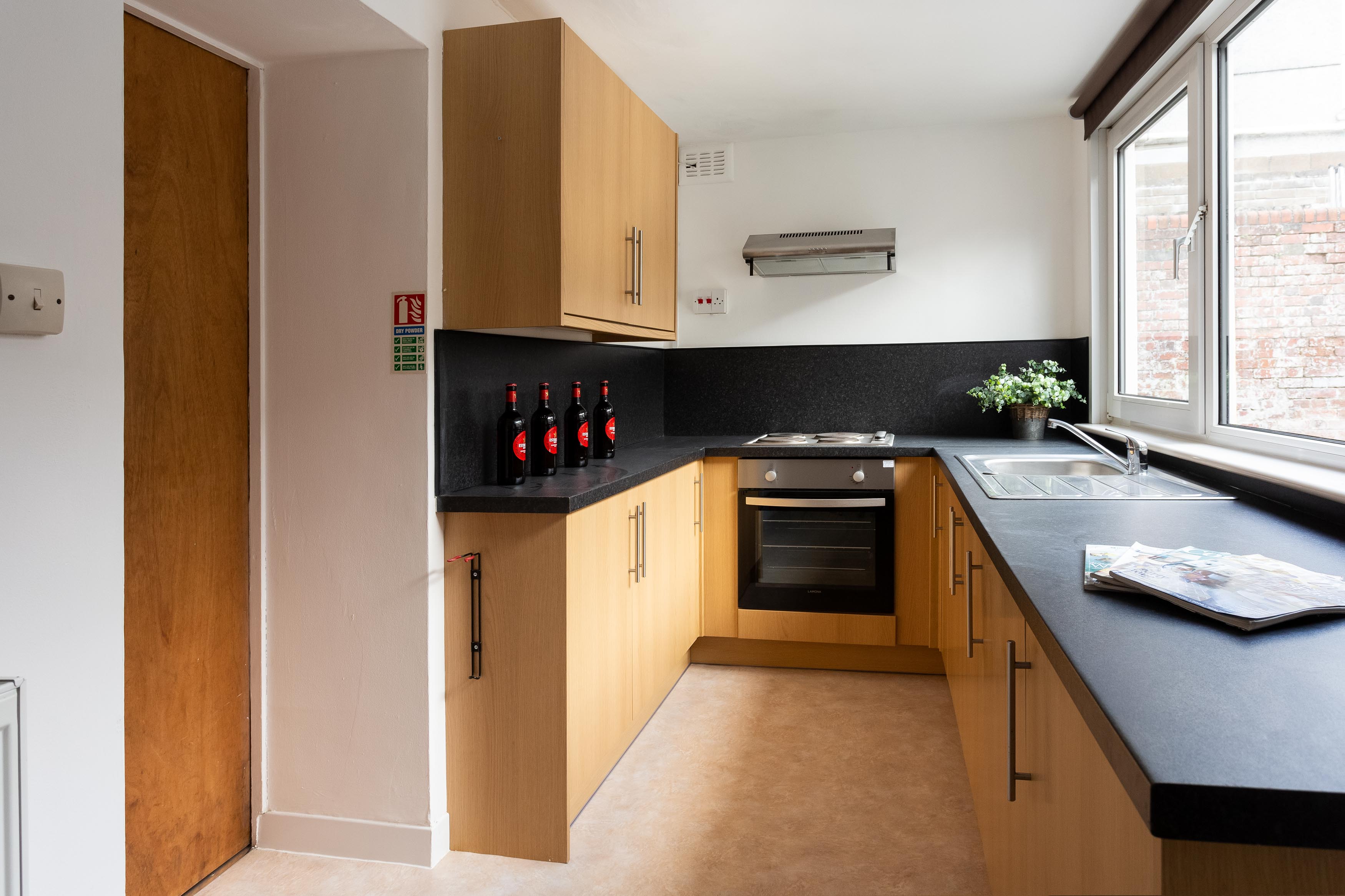 Flat Houndiscombe Road in Plymouth