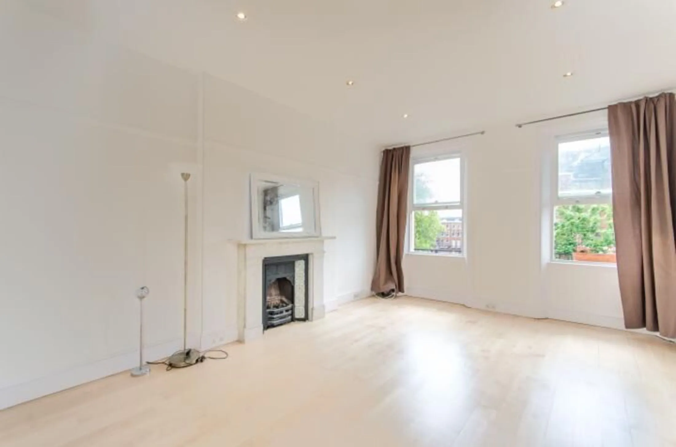 Flat Nevern Square in Greater London
