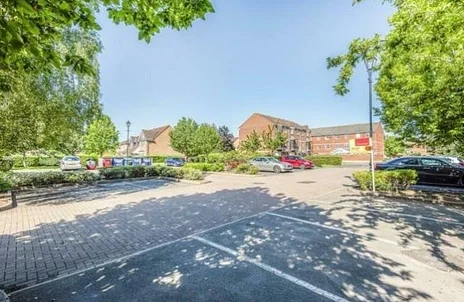 Flat Meyseys Close in Oxford