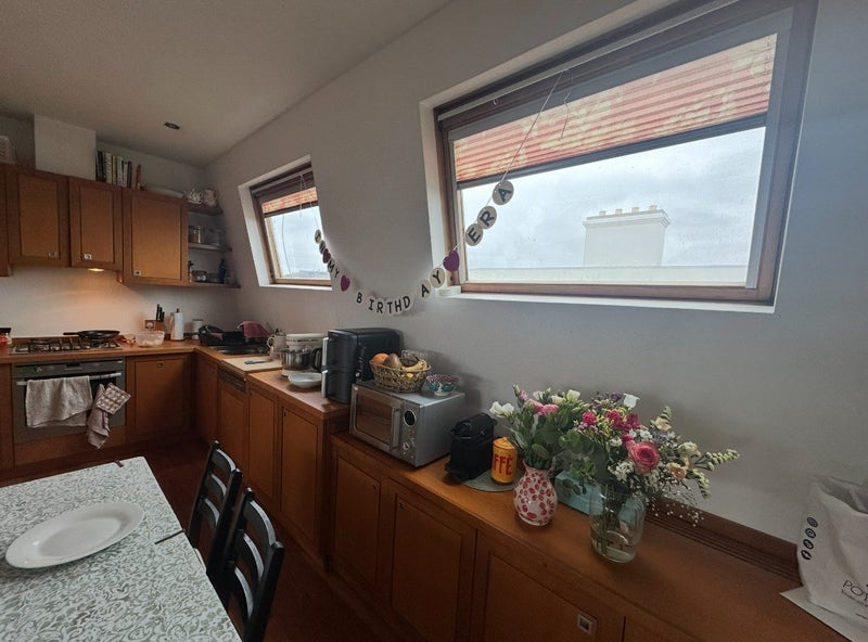Room Dawes Road in Greater London