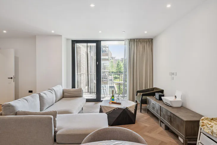Flat Pennington Quay Walk in Greater London