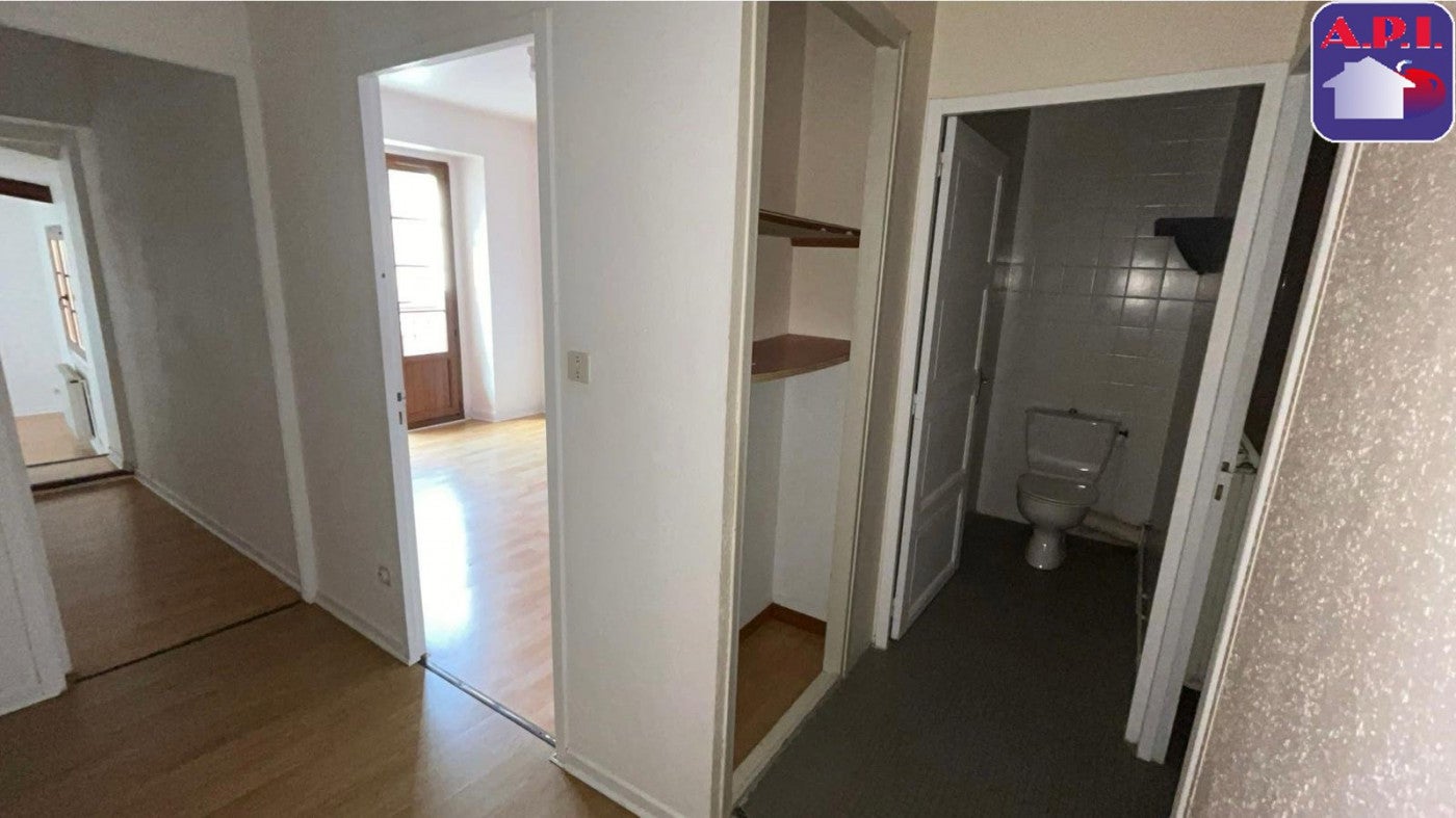 Appartement Place du Souvenir Français à Saverdun