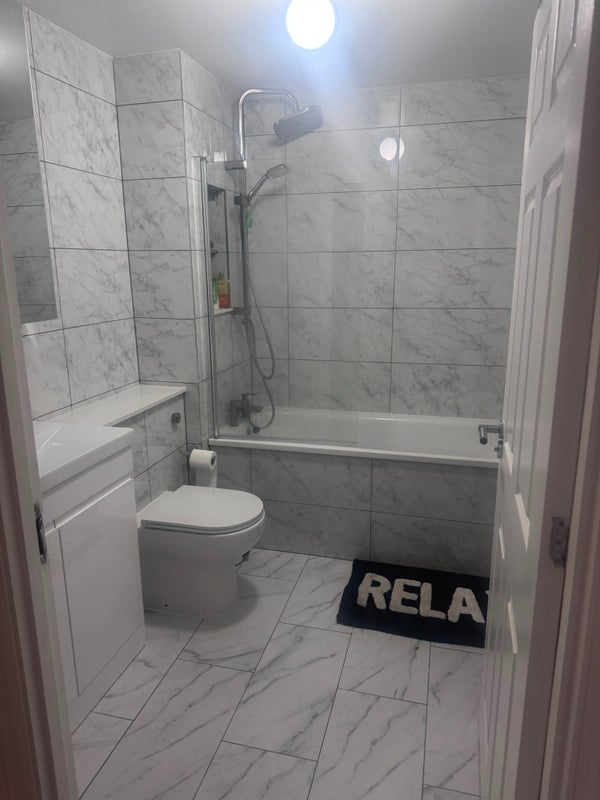Room Wickham Lane in Greater London