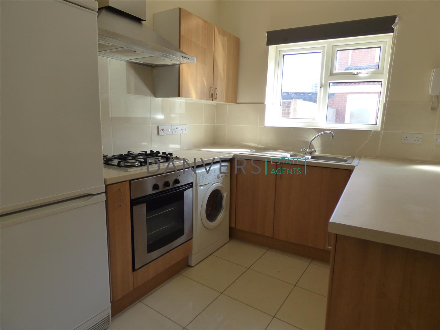 Room Narborough Road North in Leicester