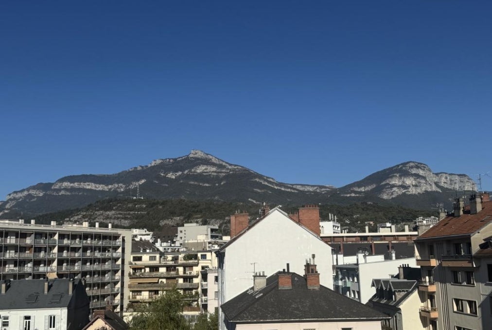 Flat Cour d'Honneur in Chambéry