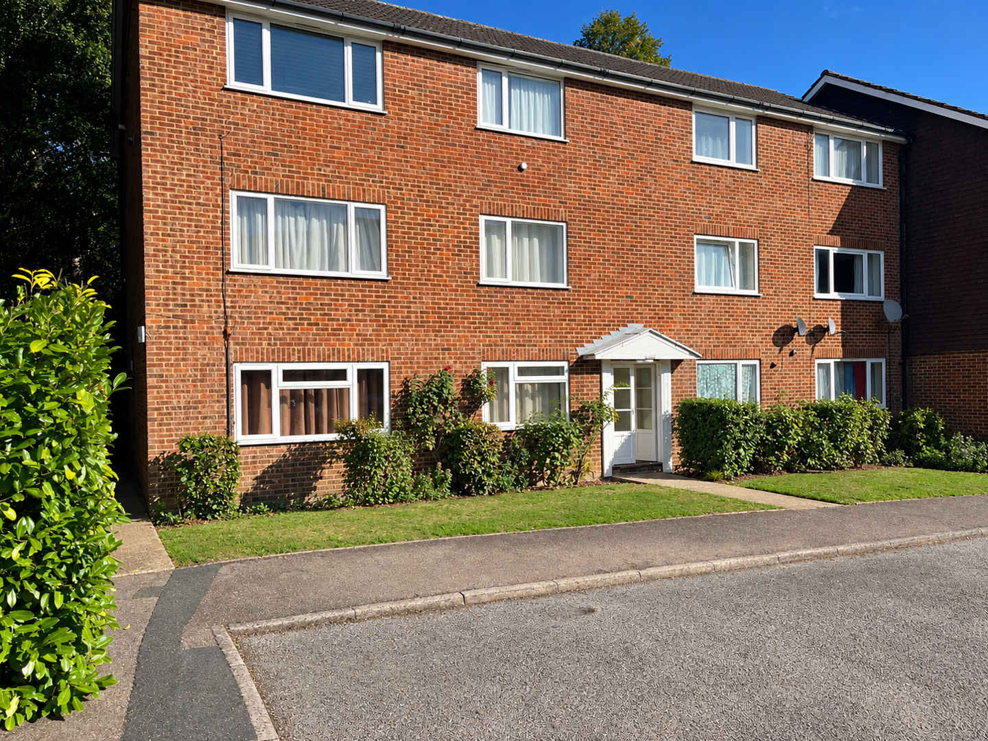 Flat Ridgeway Court in Reigate and Banstead
