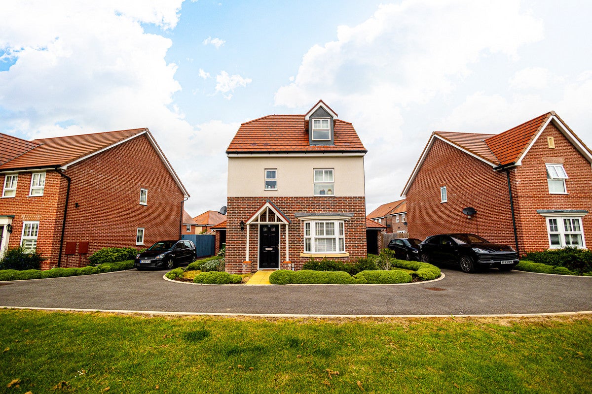 House Spa Road in Rochford