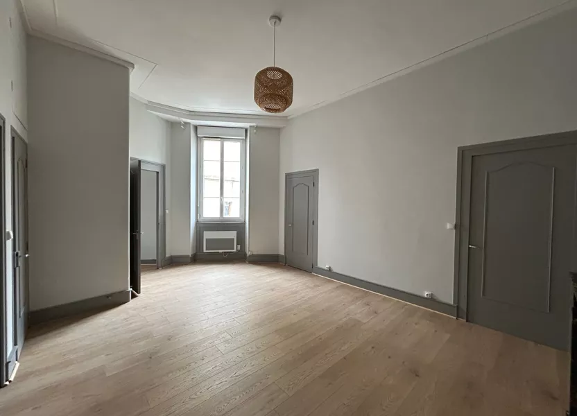 Appartement Place François Mitterrand à Vienne
