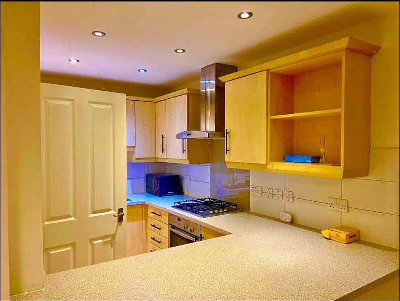 Room Mitcham Road in Greater London