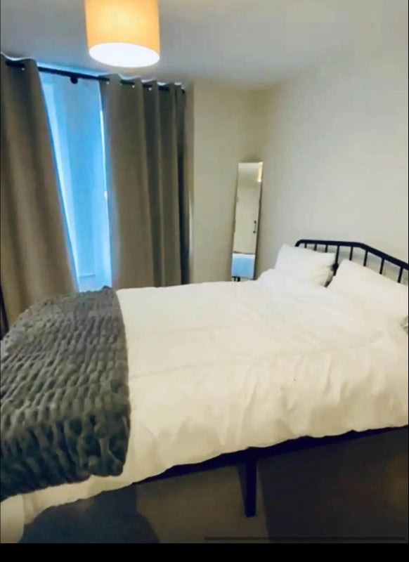 Room Mitcham Road in Greater London