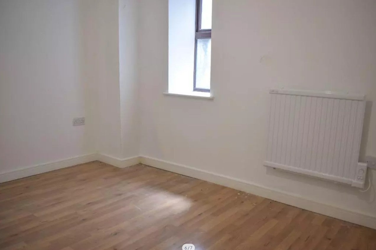 Flat East Road in Tylorstown