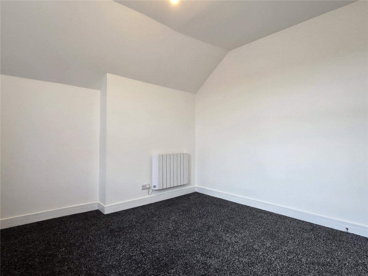 Flat Devon Drive in Nottingham
