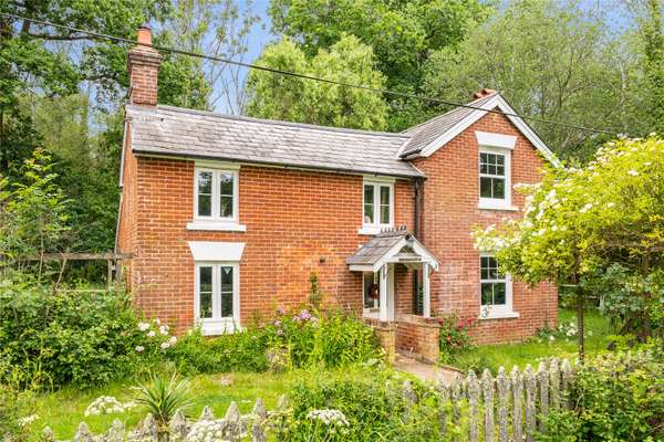 House Lyburn Road in Nomansland