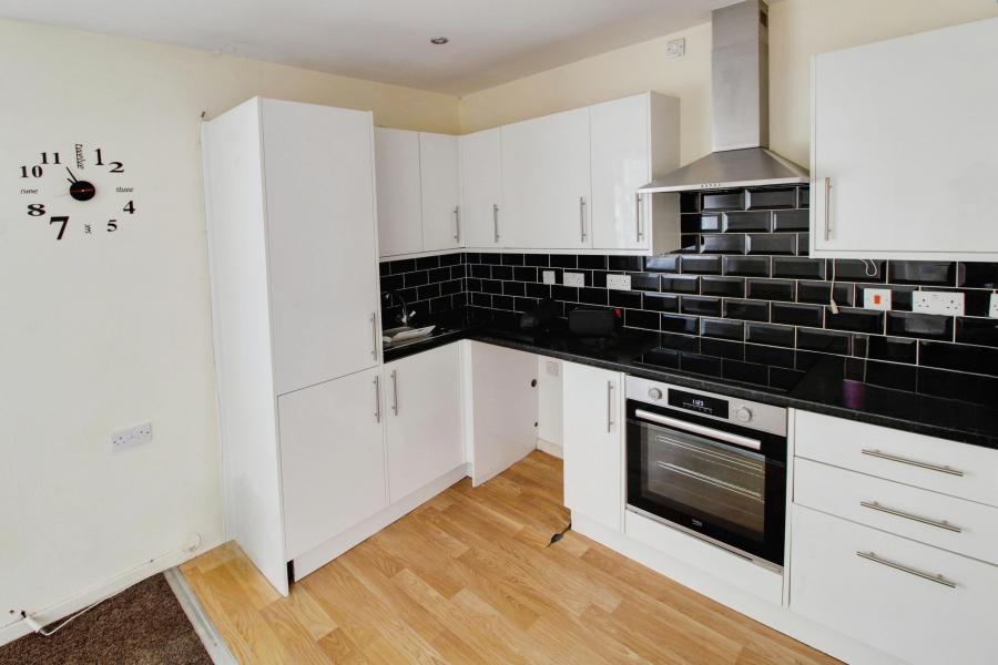 Flat Oundle Road in Peterborough