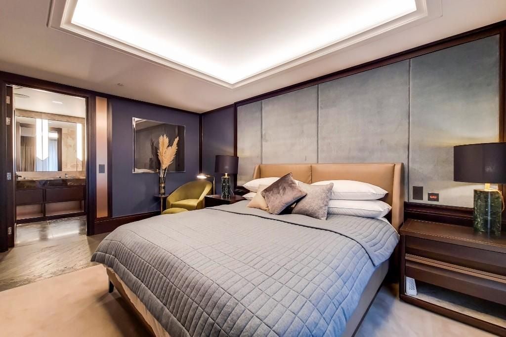 Flat Bolton Street in City of Westminster