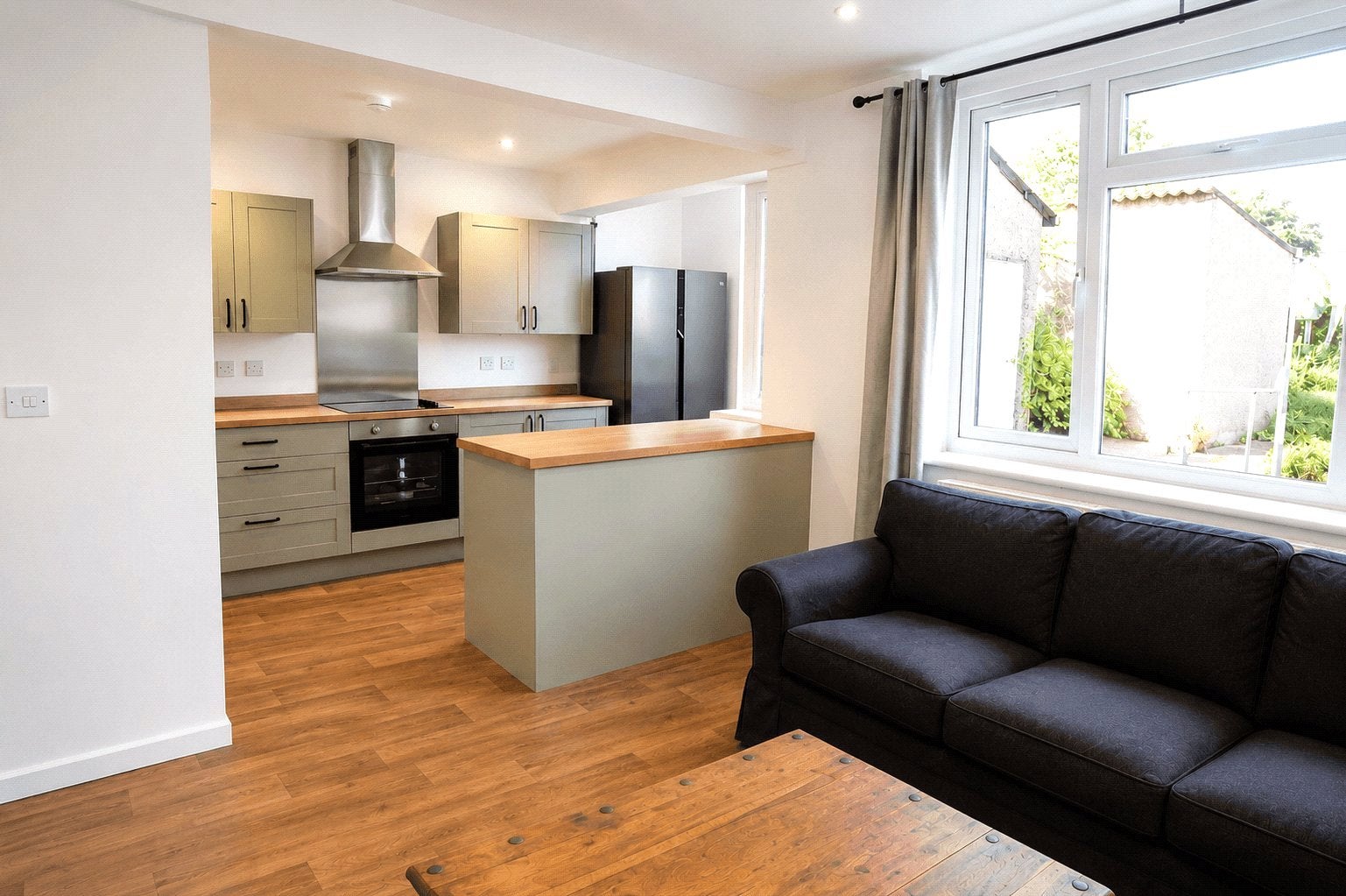Room Glaisdale Road in Bristol