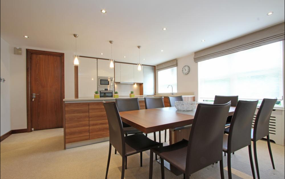 Flat Ennismore Gardens in City of Westminster