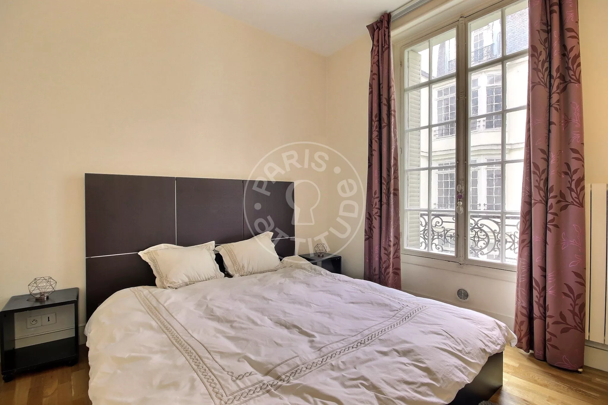 Appartement Rue Paul Baudry à Paris