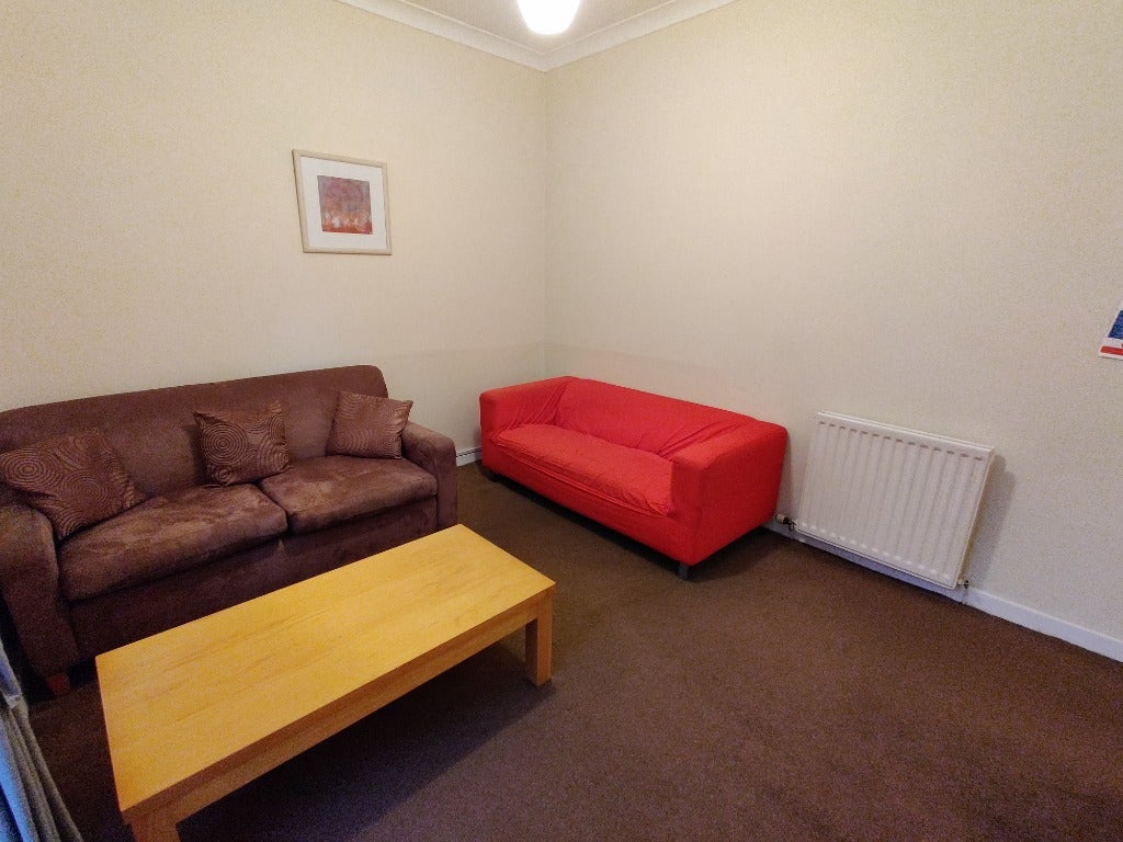 Room James Street in Stirling