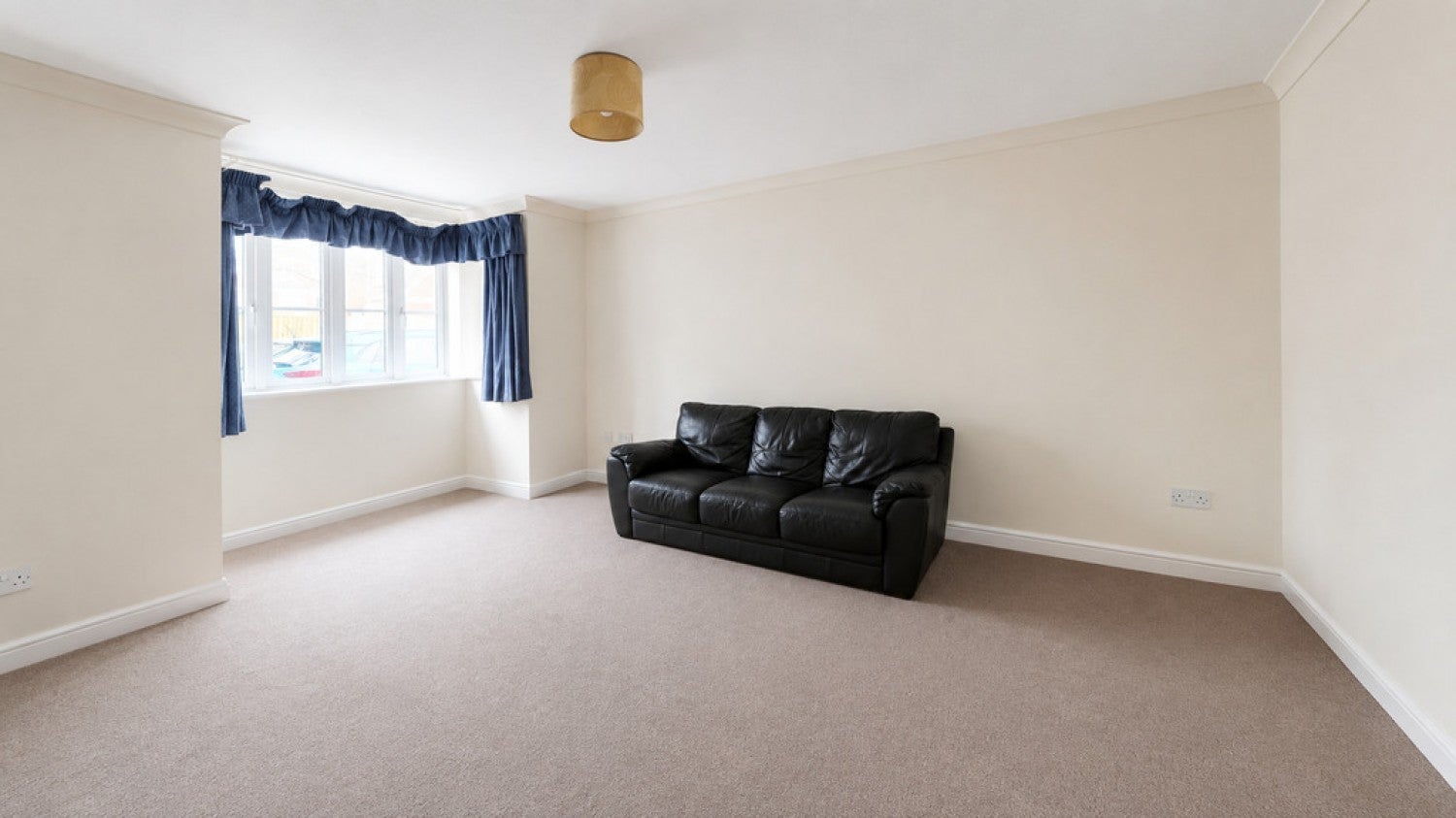 Flat East Field Close in Oxford